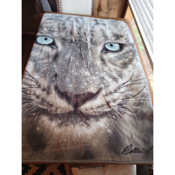 The Northwest “Blue Ice” Cat Throw Blanket Collin Bogle 44" x 58" 2014 Soft - Picture 2 of 7